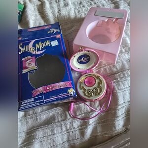 Sailor moon compact